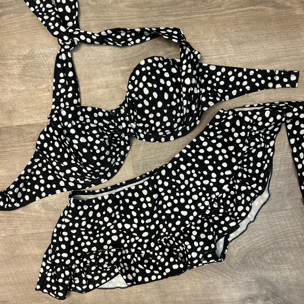 Retro Polka Dot Skirted Bikini | Smart & Sexy